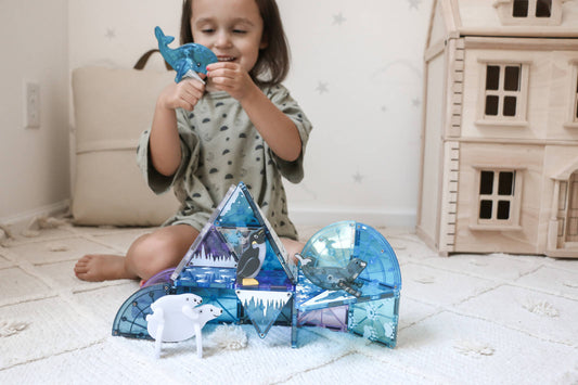 Zabawy w domu zimą – 10 pomysłów na rozwijające aktywności dla dzieci 2–6 lat