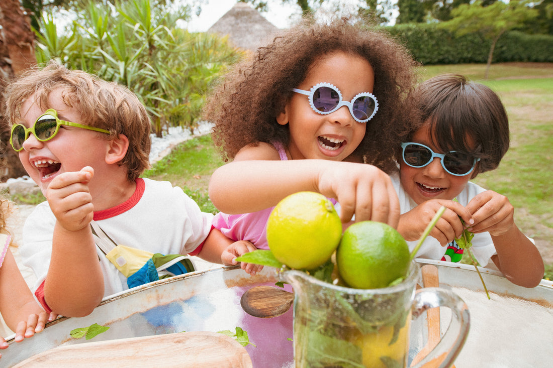 Wzrok dziecka a słońce – dlaczego ochrona UV jest kluczowa od pierwszych miesięcy życia?