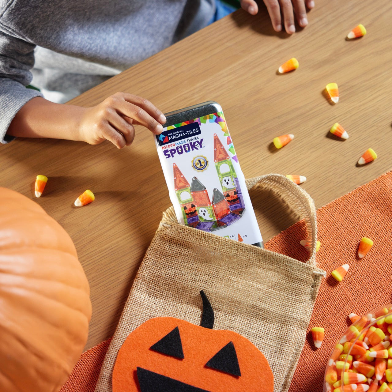 MAGNA-TILES® Klocki Magnetyczne Travel Spooky, 24 el