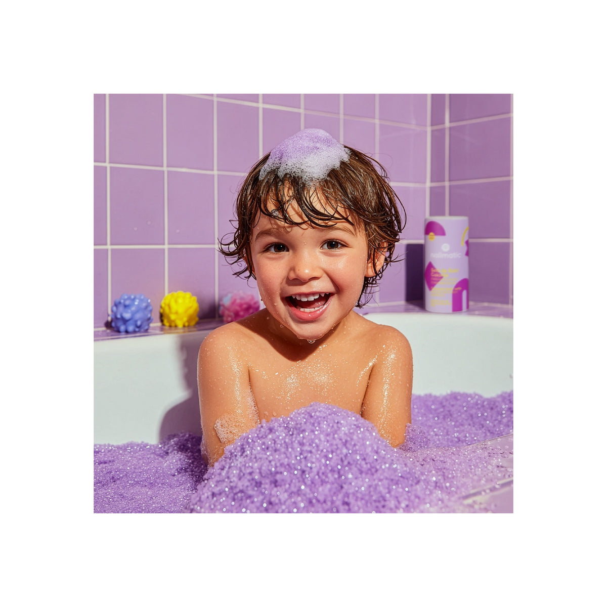 Musująca Sól do Kąpieli Barwiąca Wodę dla Dzieci - Nailmatic Splash, Fioletowa, 250 g